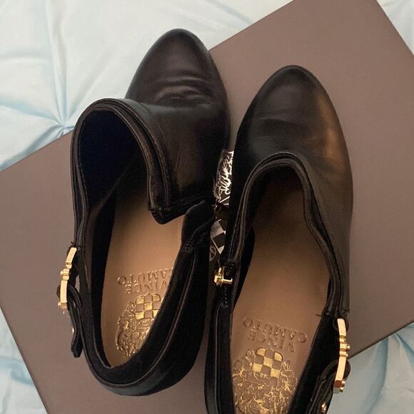 Vince camuto booties   - Picture 3 of 7